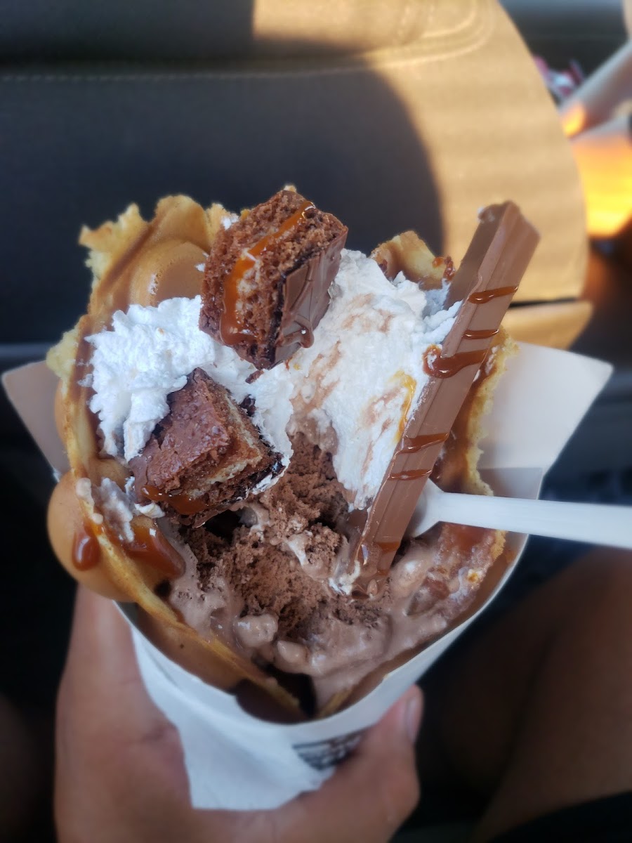 Yummy Waffle Photo 5
