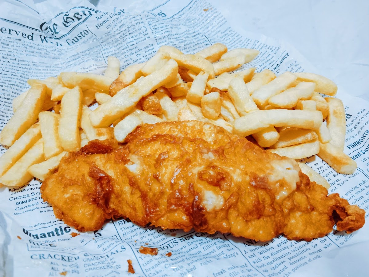 Geordies Fish and Chips Photo 5