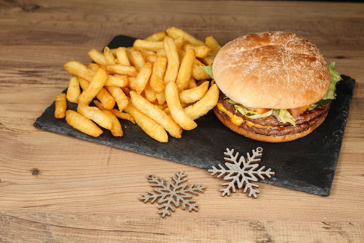 Braw Burgers and Pizzas Photo 4