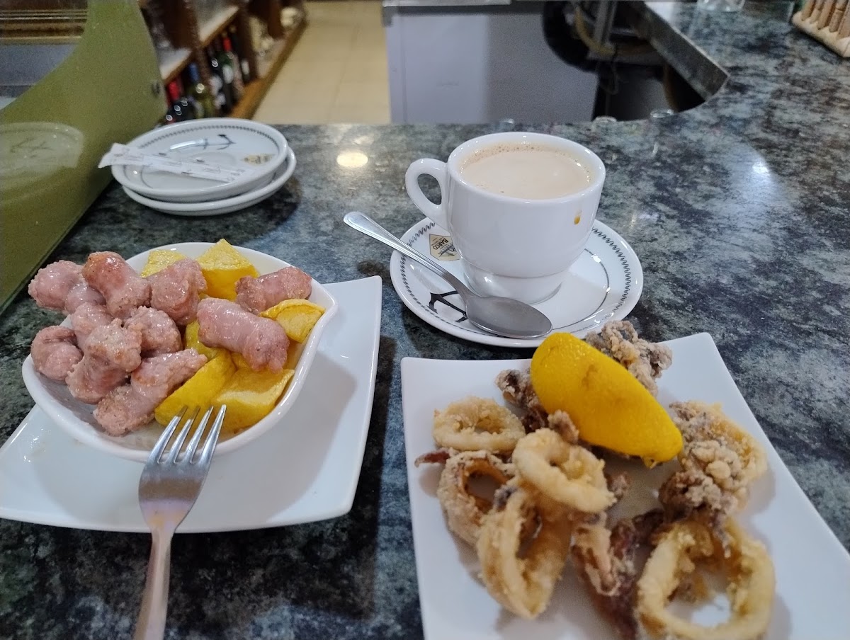 Cafetería Puente Photo 4