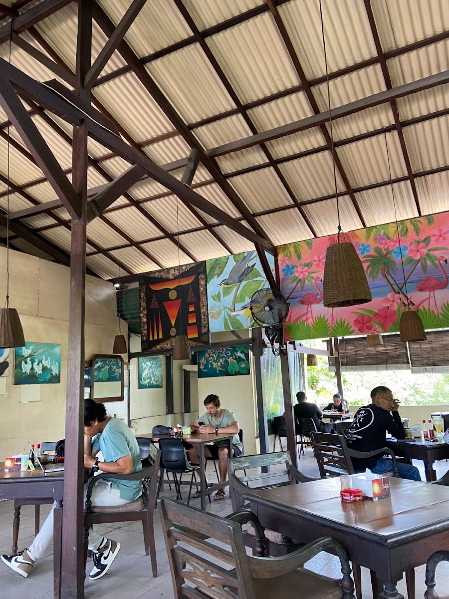 Warung Nevi Photo 4