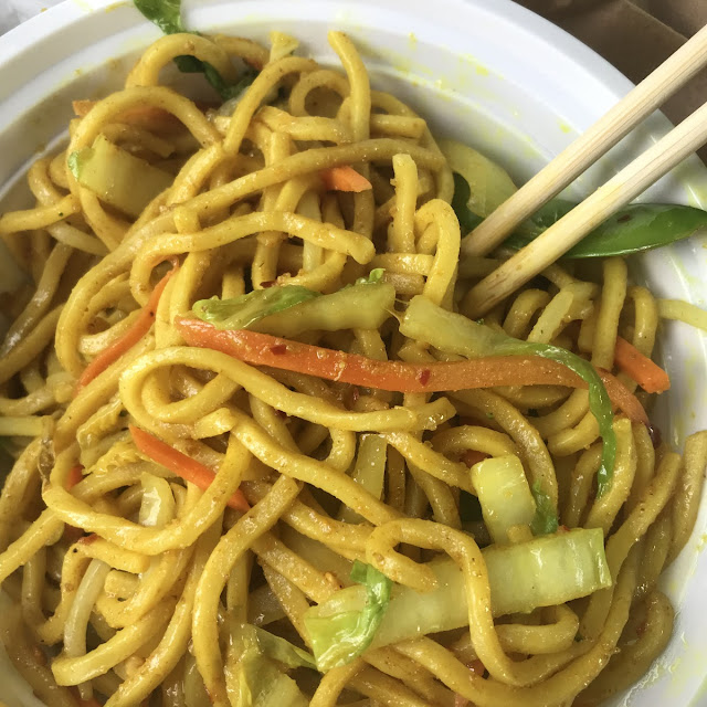 Curry Lo-Mein