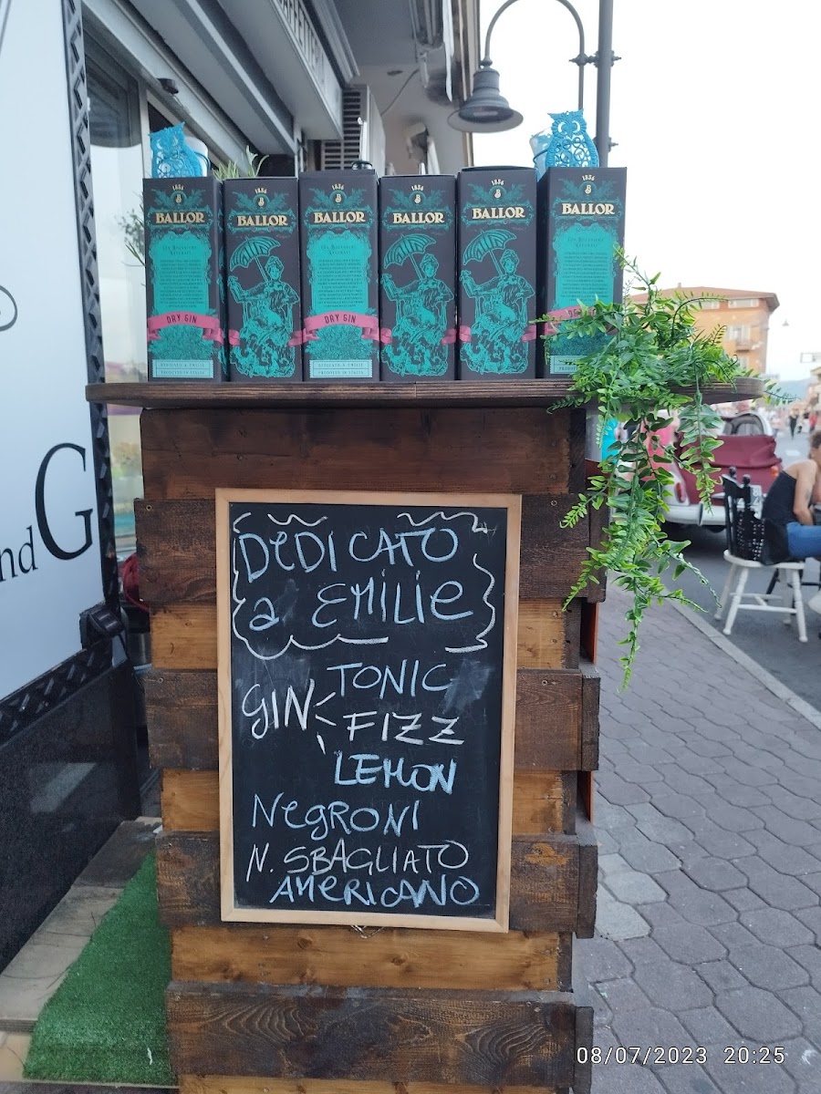 D and G (Drink e Gelati) Photo Menu 2
