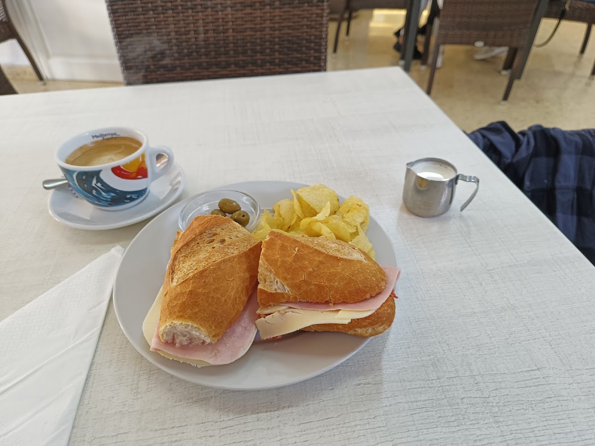 Cafeteria Forn Can Bet Photo 10