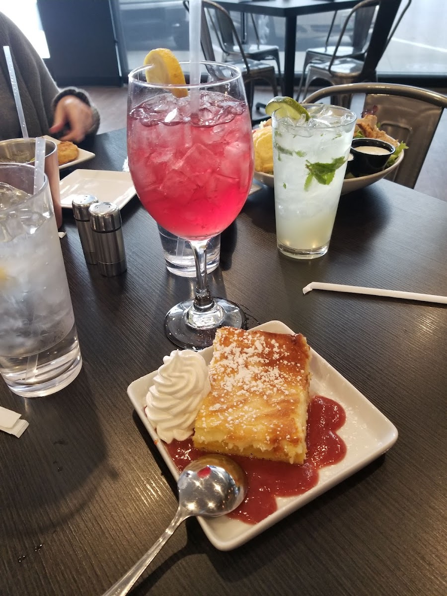 KoZak's Laketown Grill Photo 7