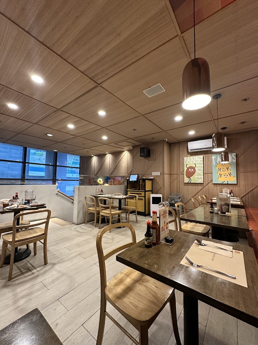 Pancake House - One Ayala Photo 9