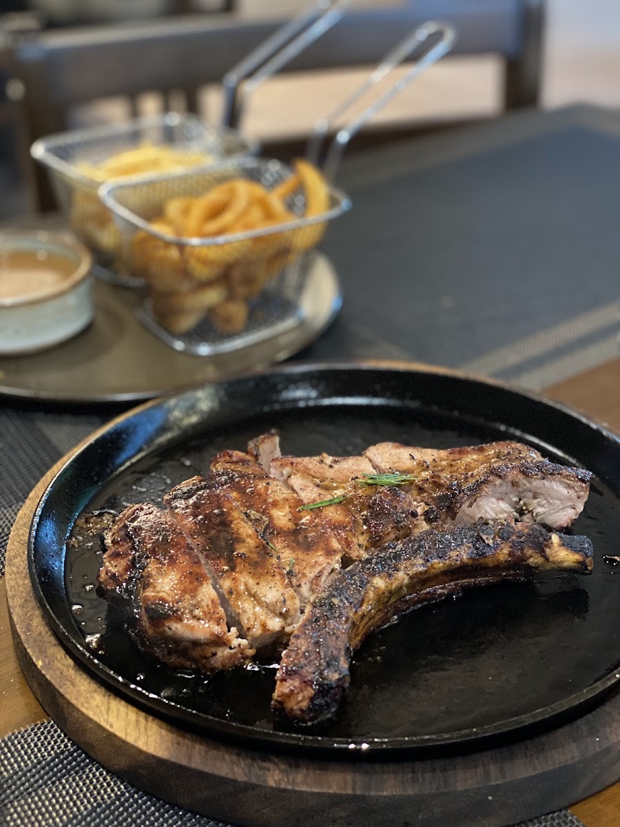 Beef Town Eatery & Grill Hua-Hin Photo 10