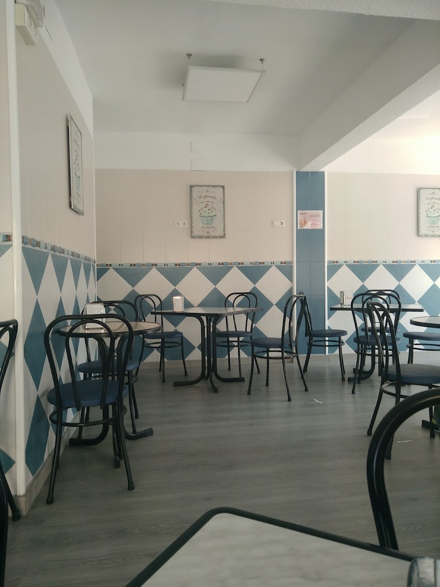 Martinez Mayor Heladería Cafetería Photo 2