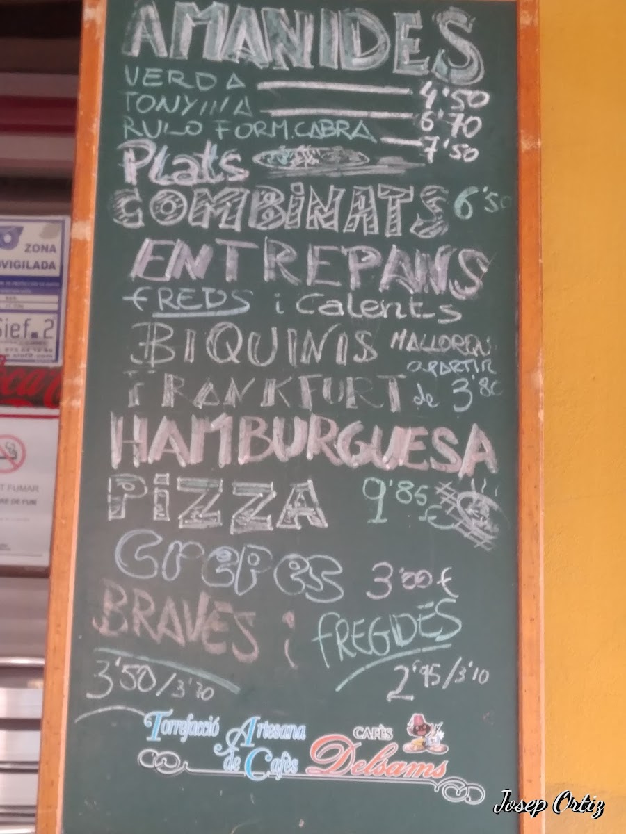 FAMILY & CAFÉ Photo Menu 6