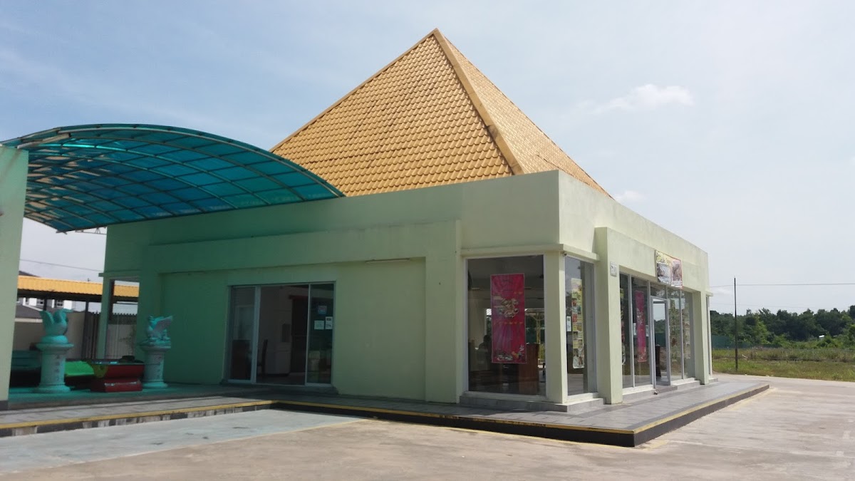 Pyramid Cafe Photo 3