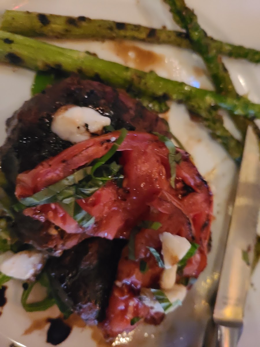 BoodaLu Steakhouse Photo 6