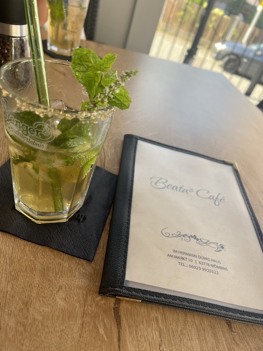 Beata's Café Photo 5