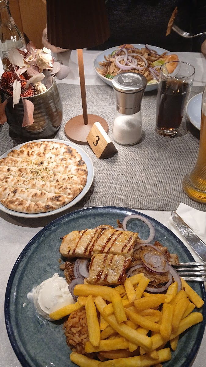 Taverne Nikos Sportheimwirtschaft Photo 4