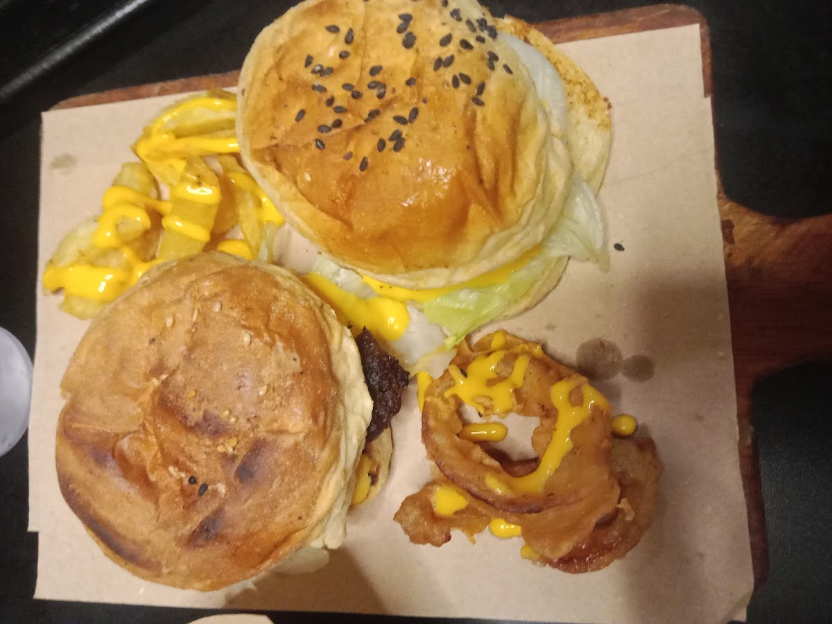 A-Delpha's Burger Photo 6