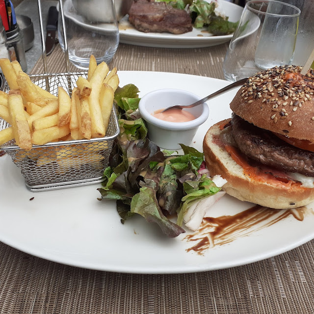 Burger Corsica