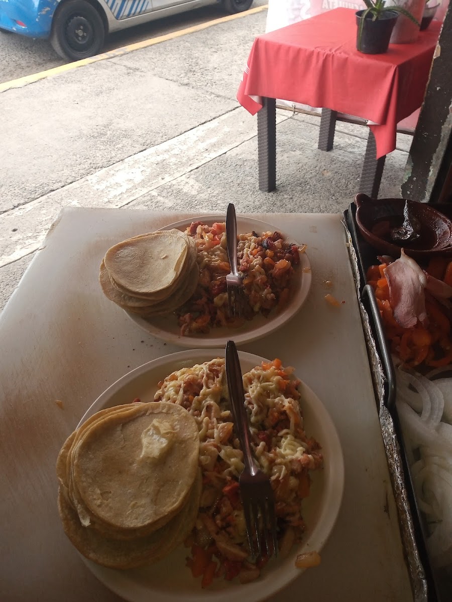 Taquería El Rinconsito Photo 3