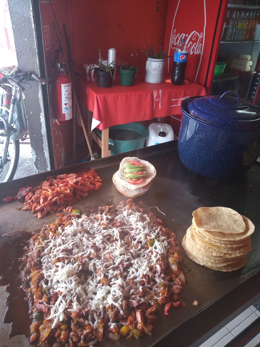 Taquería El Rinconsito Photo 9