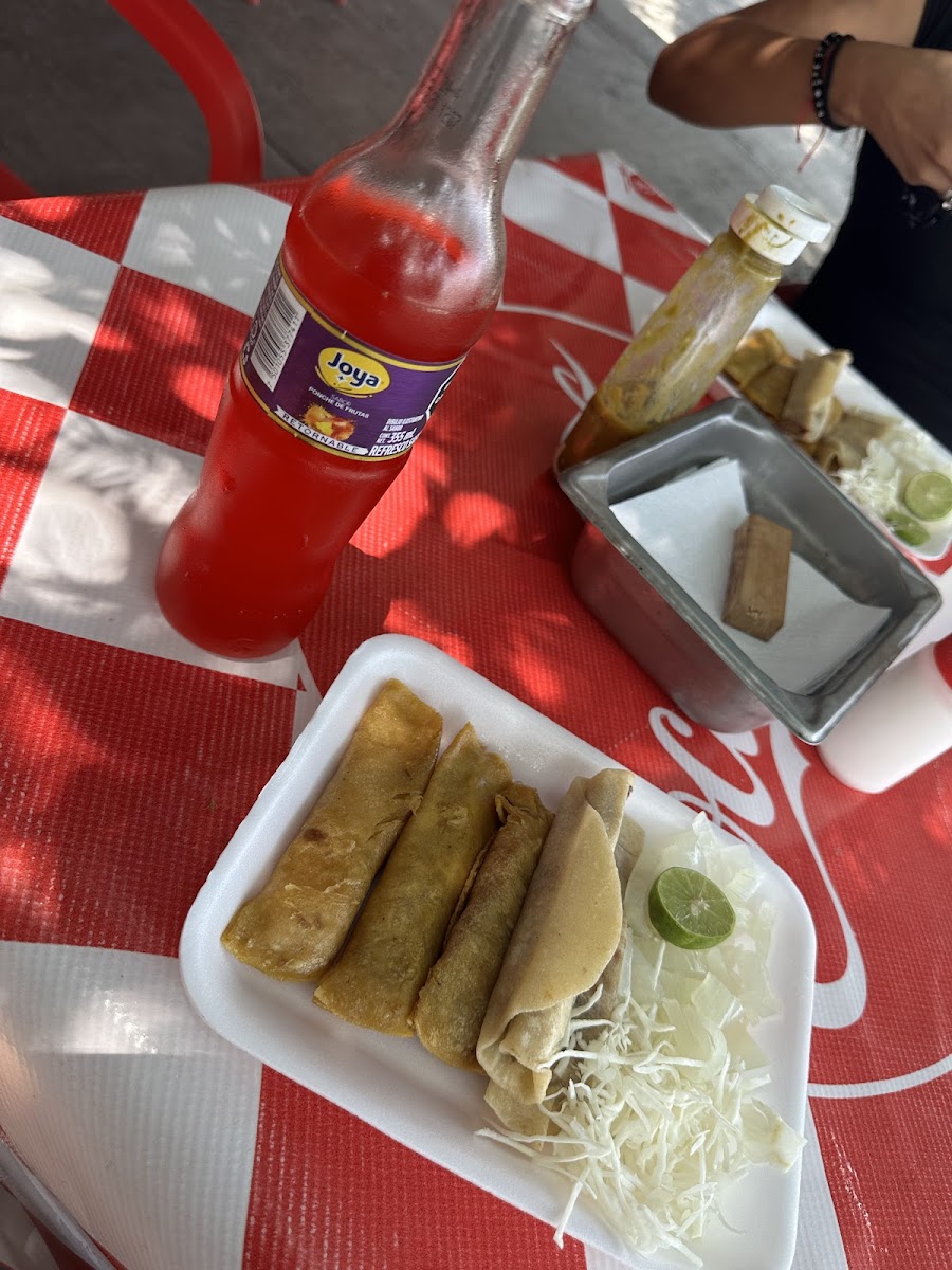 Tacos al Vapor Lupita Photo 2