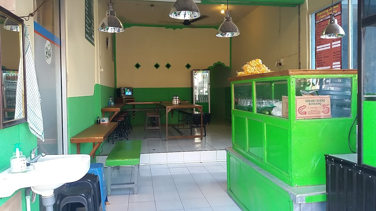 Sego Tempong & Sego Goreng Warong Hijo Photo 9