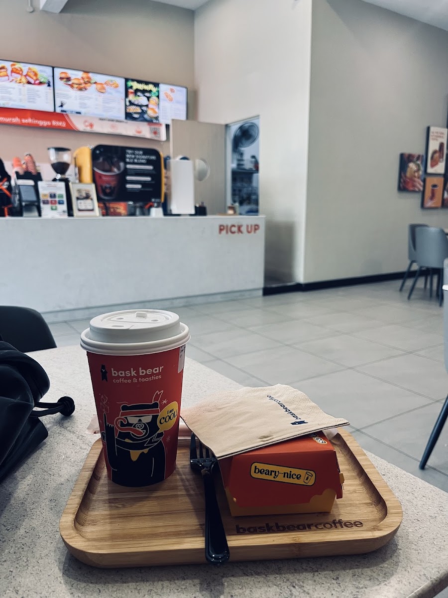 Bask Bear Coffee Solaris Tuaran Sabah Photo 3