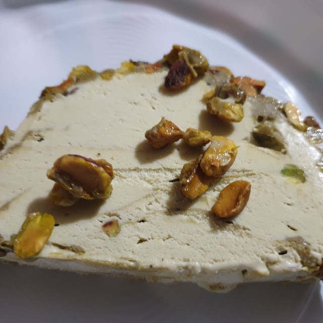 Tronco Di Gelato Pistacchiosa