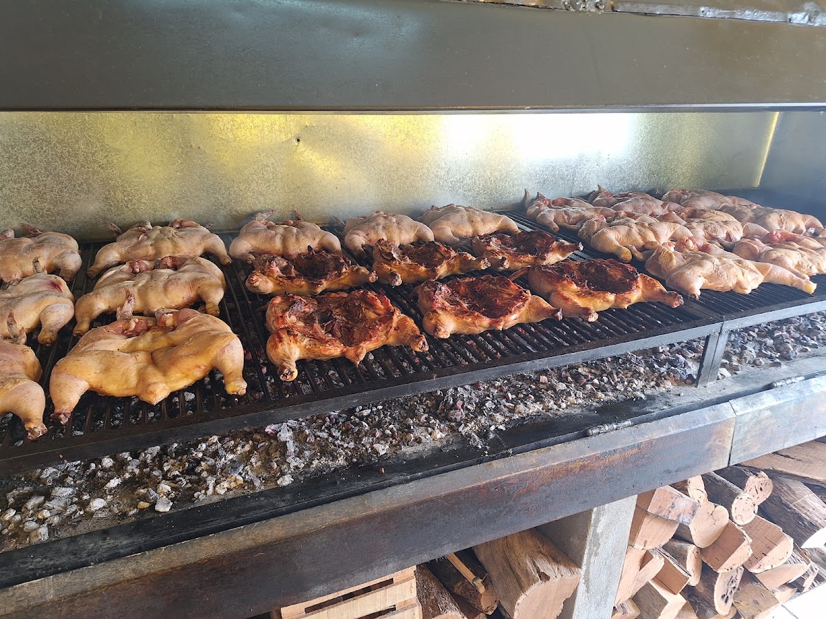 Pollo a la leña Sabor Sabor Photo 5