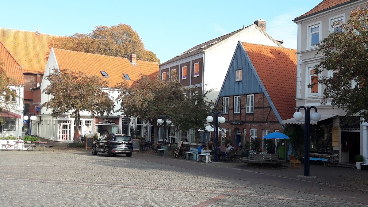 Tee Schmiede