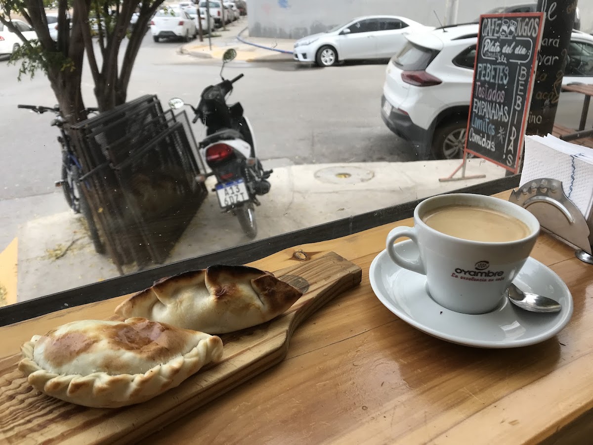 Café Art Galery Photo 5