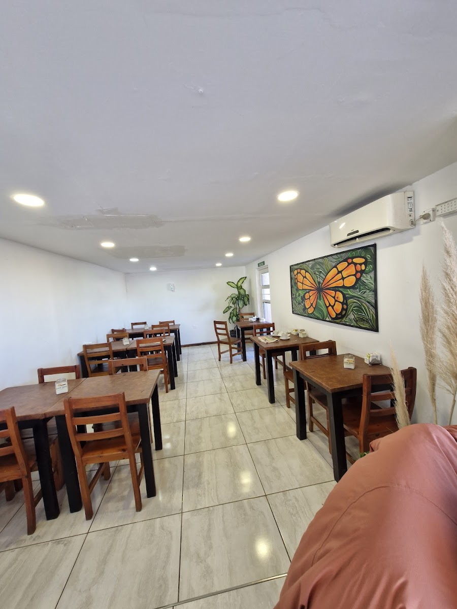 Café Art Galery Photo 6