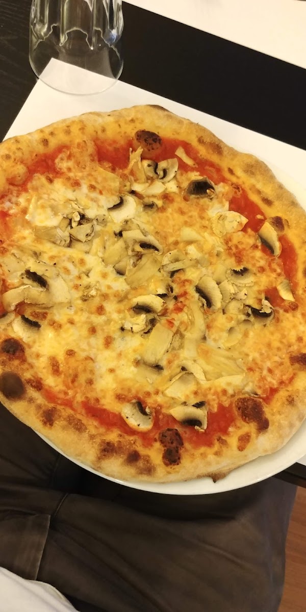 dieci Pizza Kurier Zug-Baar Photo 5