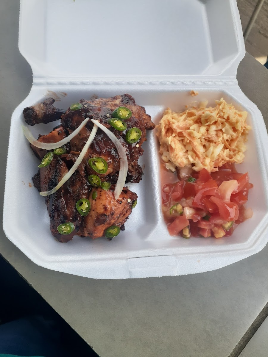 Tumelo's kitchen olievenhoutbosch ext 13 Photo 4