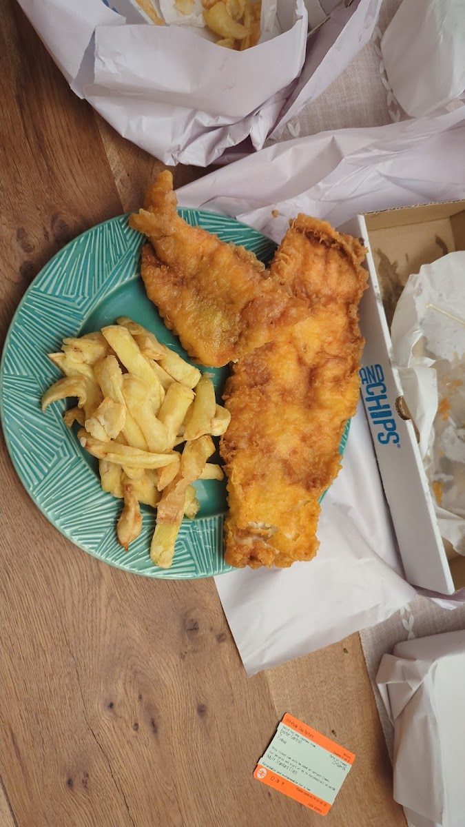 Skippers Fish & Chips Photo 5