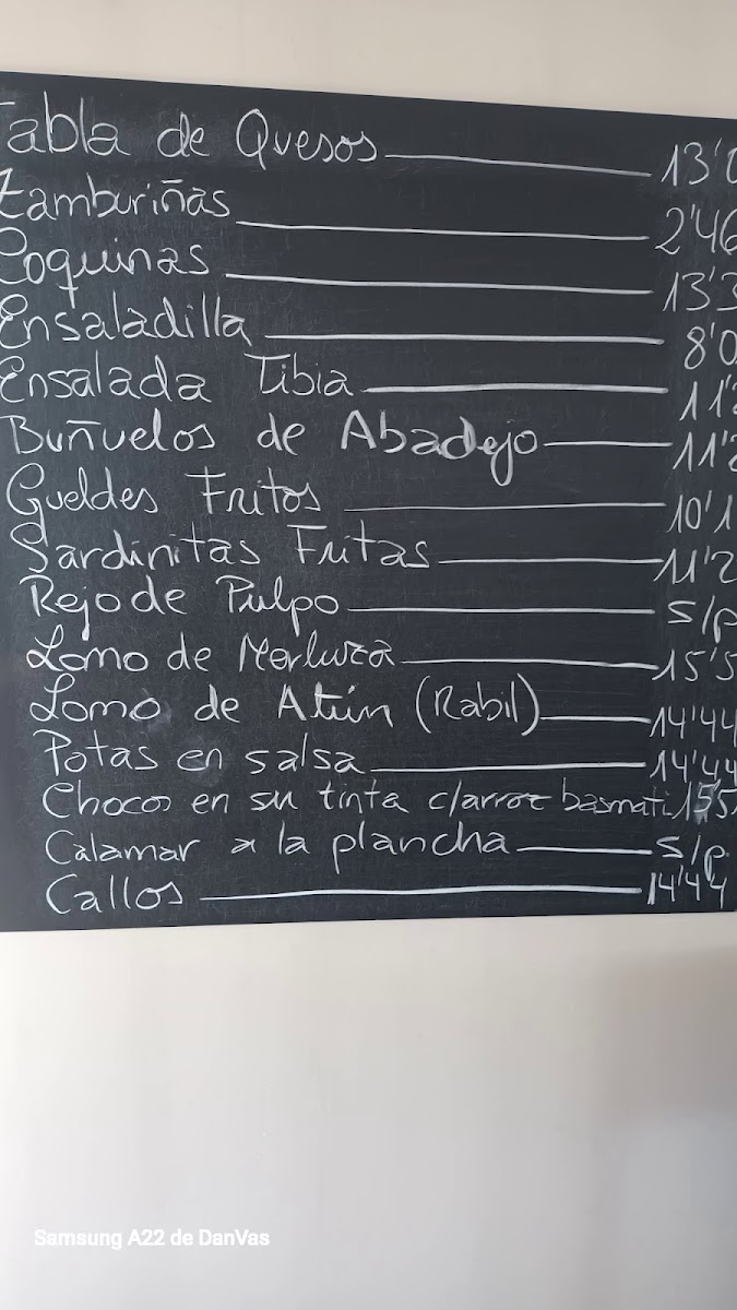 yanfi Marina Restaurante Photo Menu 3