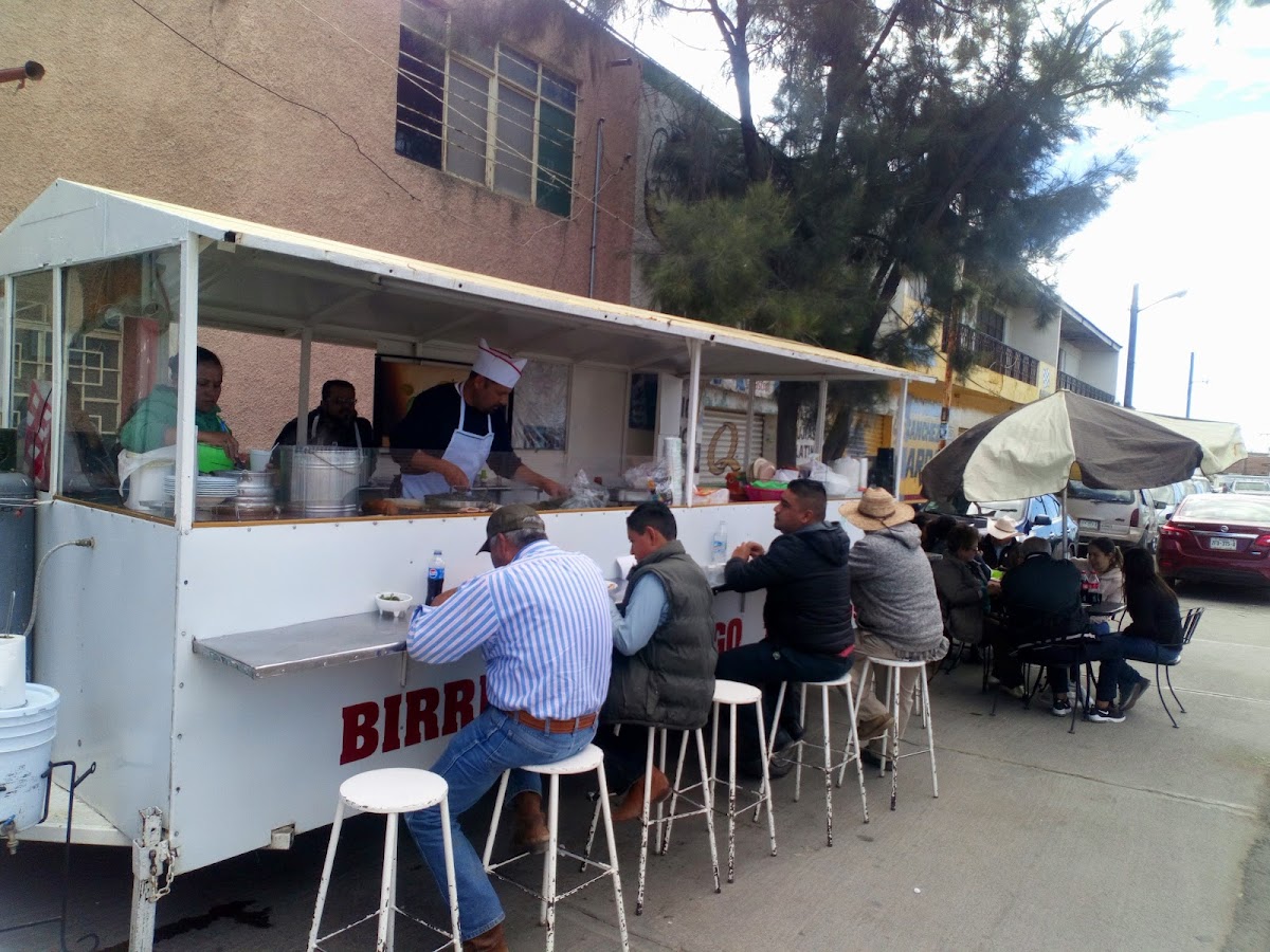 Birria el Chino Luis Moya