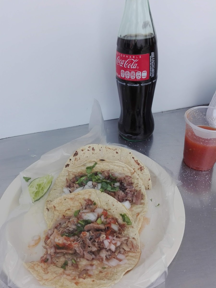Birria el Chino Luis Moya Photo 4