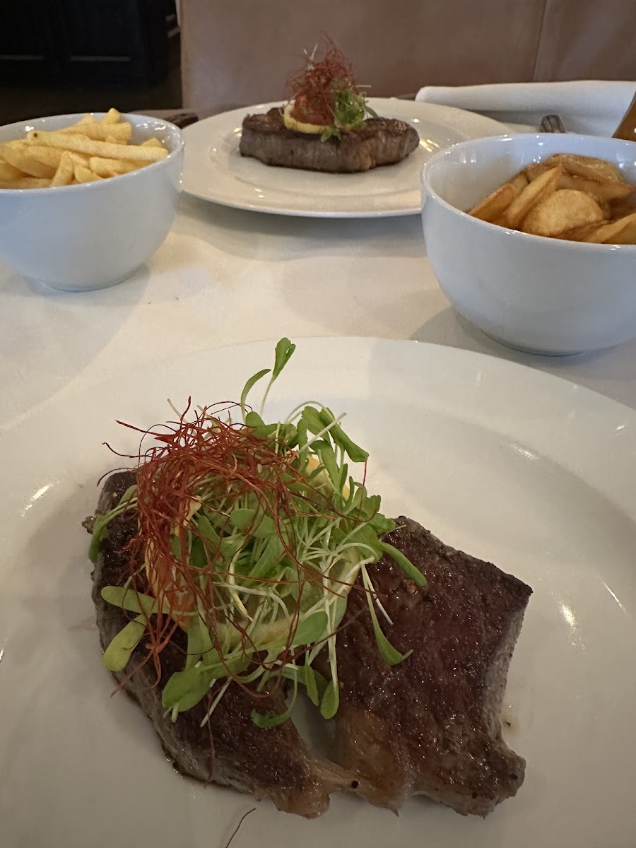 BLACKBONES STEAKHOUSE Photo 7