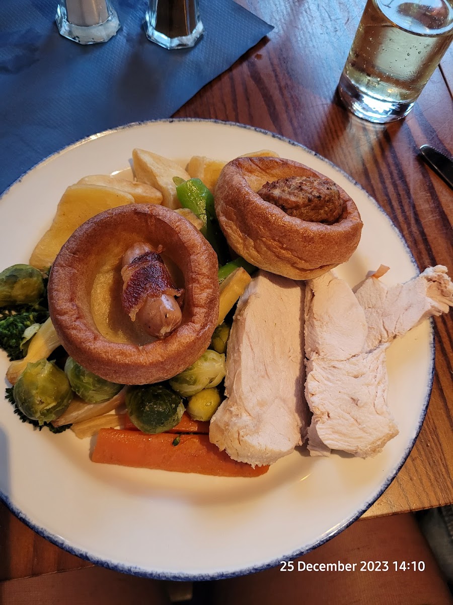 The Rose And Crown Photo 9