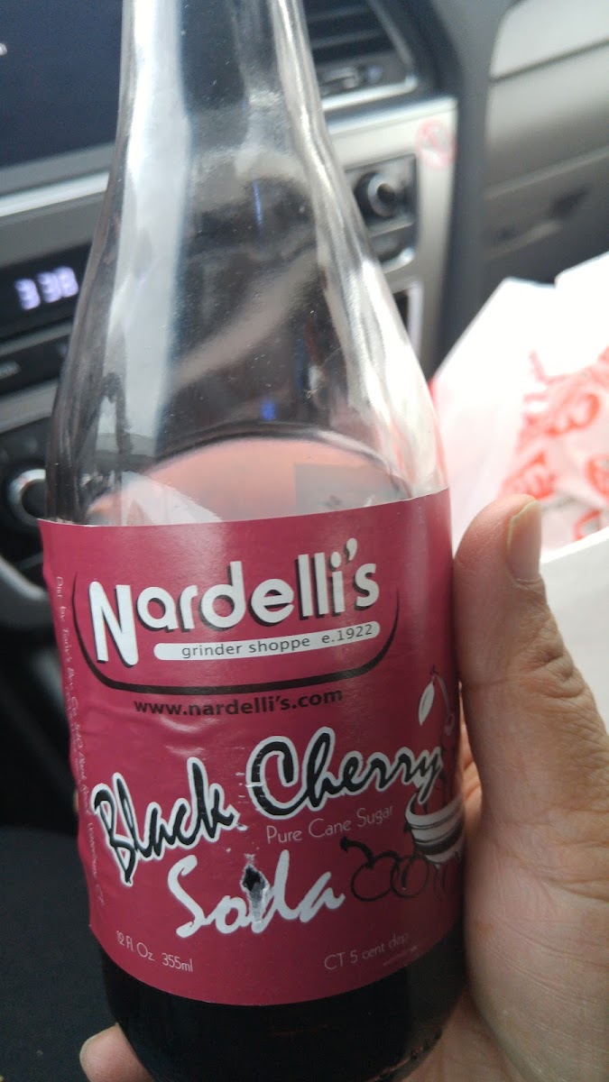 Nardelli's Grinder Shoppe Photo 8