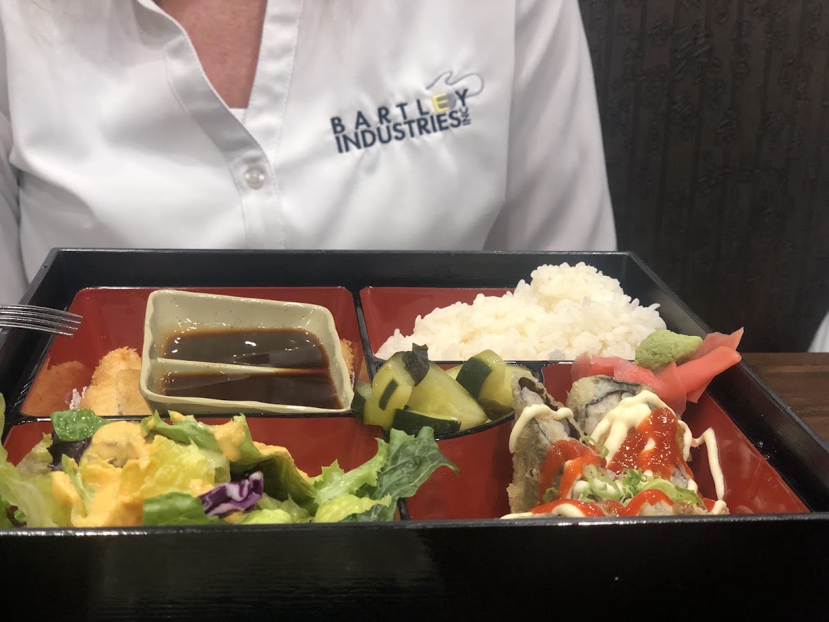 Volcano Sushi Bar & Hibachi Photo 10