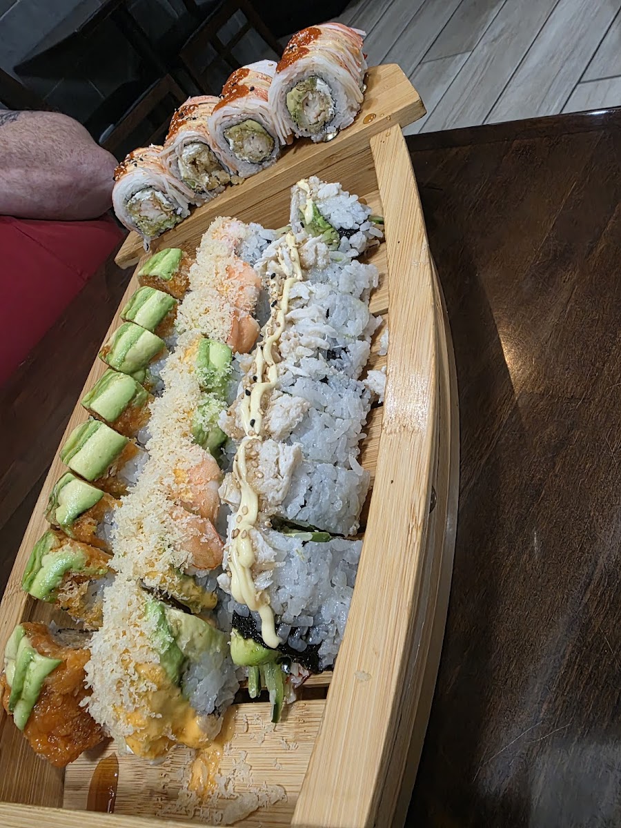 Volcano Sushi Bar & Hibachi Photo 3