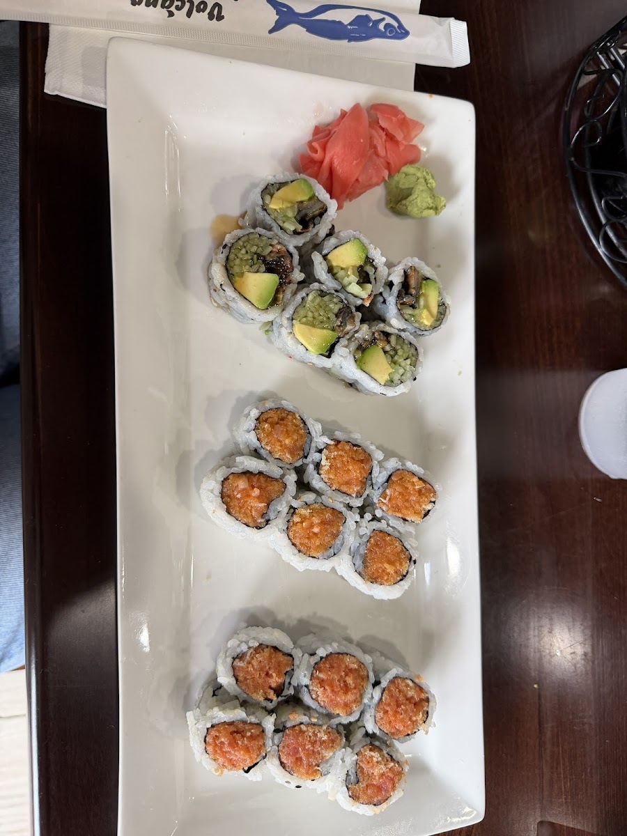 Volcano Sushi Bar & Hibachi Photo 4