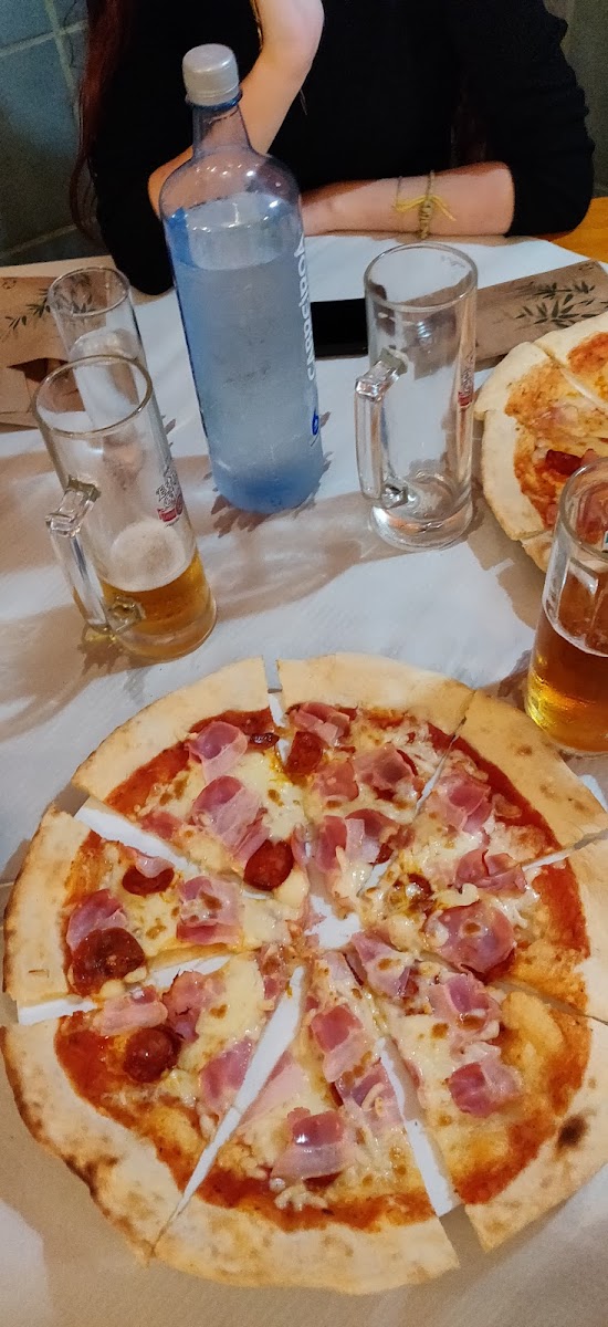 Pizzería Il Vesuvio Photo 10