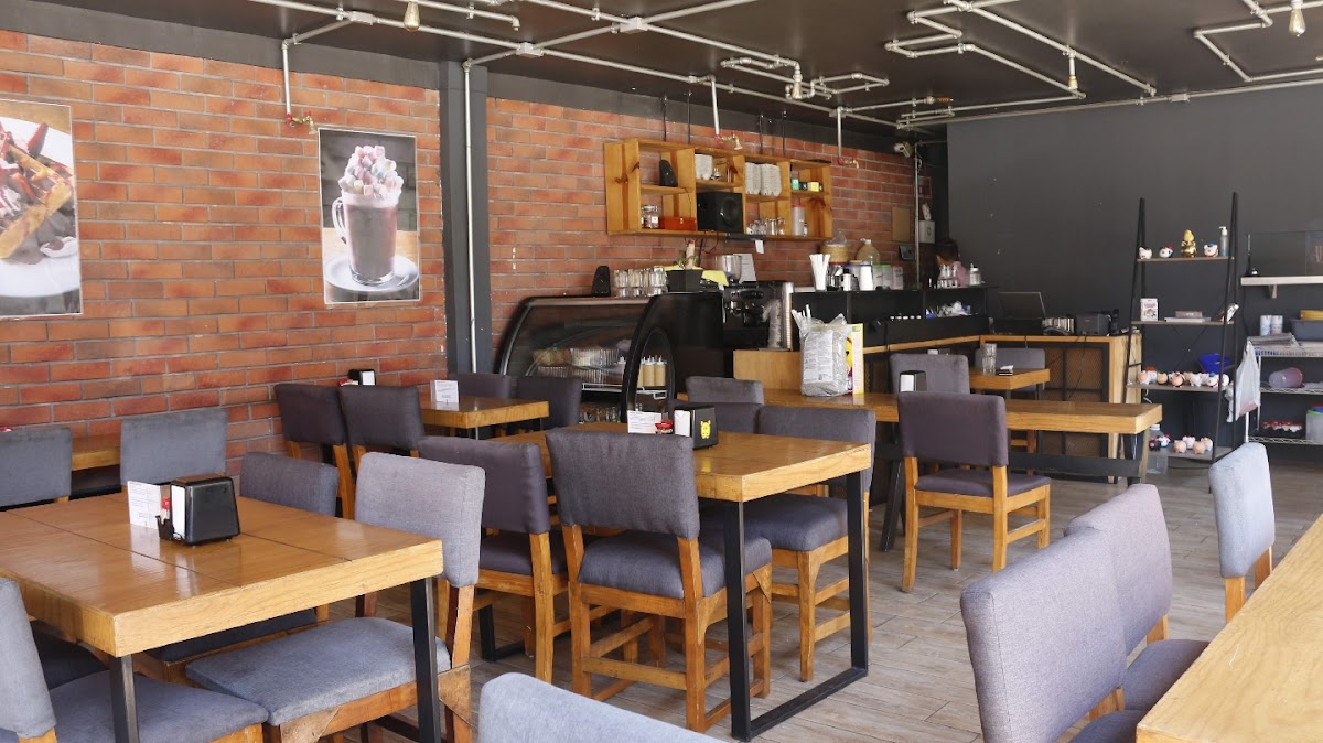 Gordony Bistro