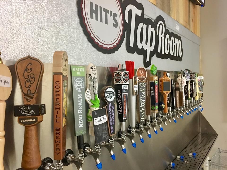 Hit's Tap Room Photo 6