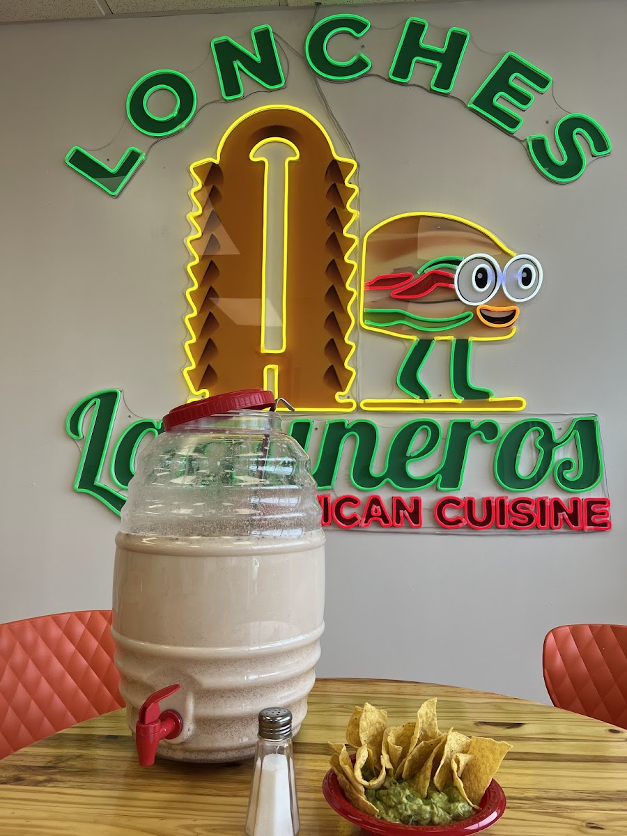 Lonches Laguneros Photo 2
