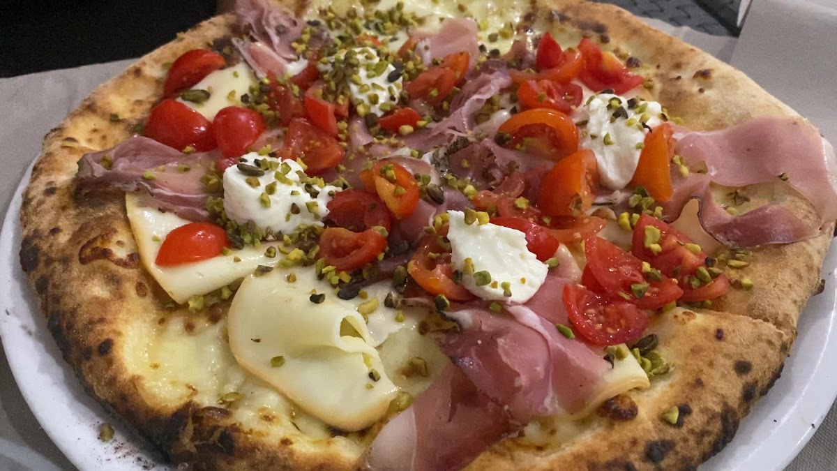 Pizzicotto Pizza and Restaurant Photo 2