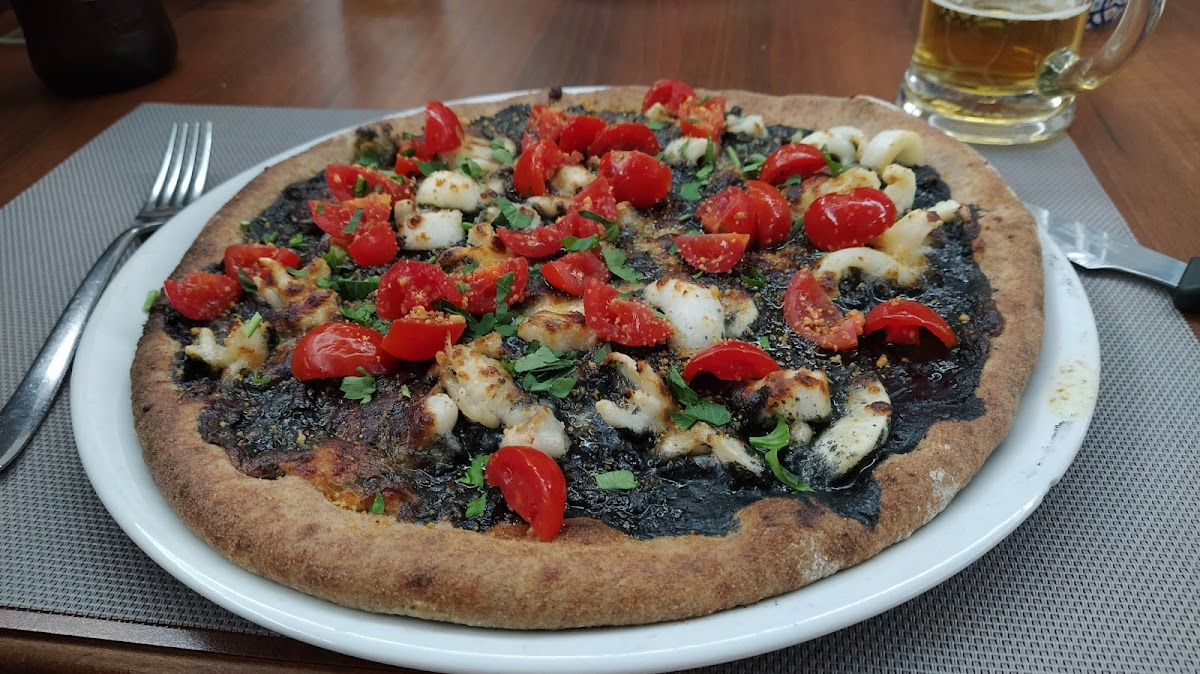 Pizzicotto Pizza and Restaurant Photo 5