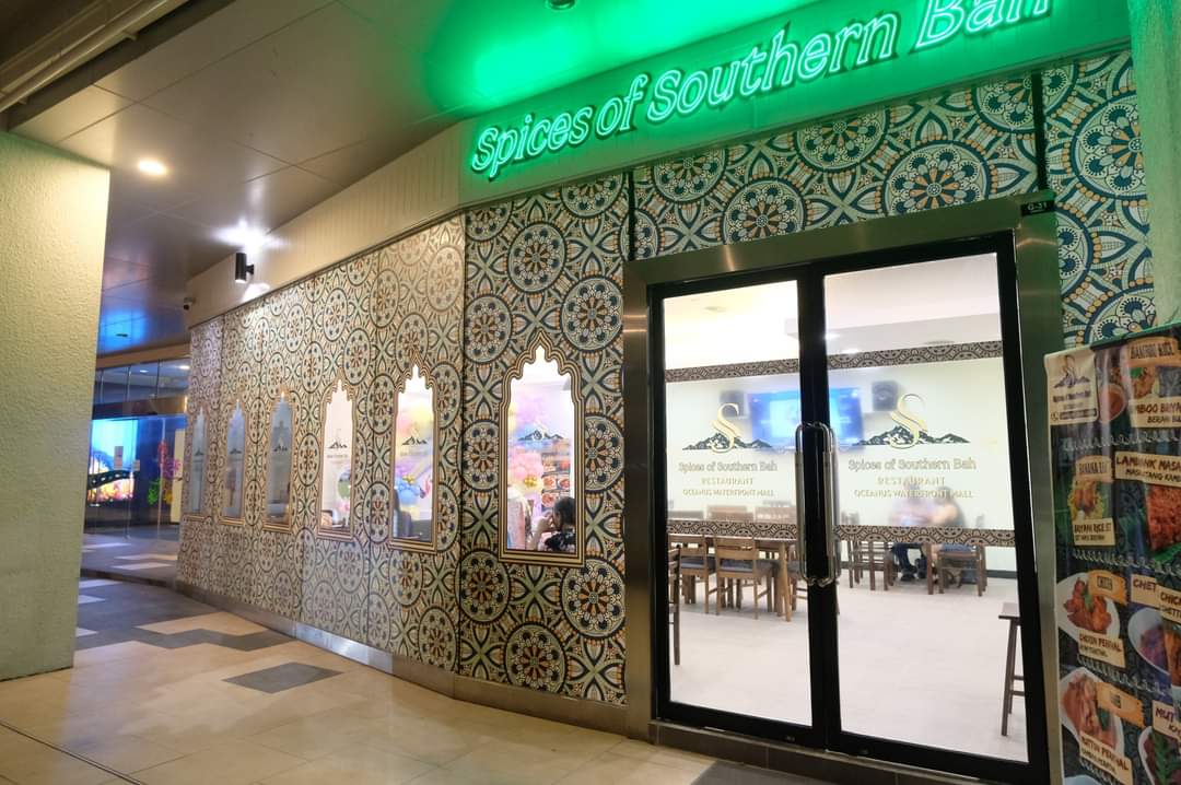 Spices of Southern Bah Restaurant, Banana Leaf