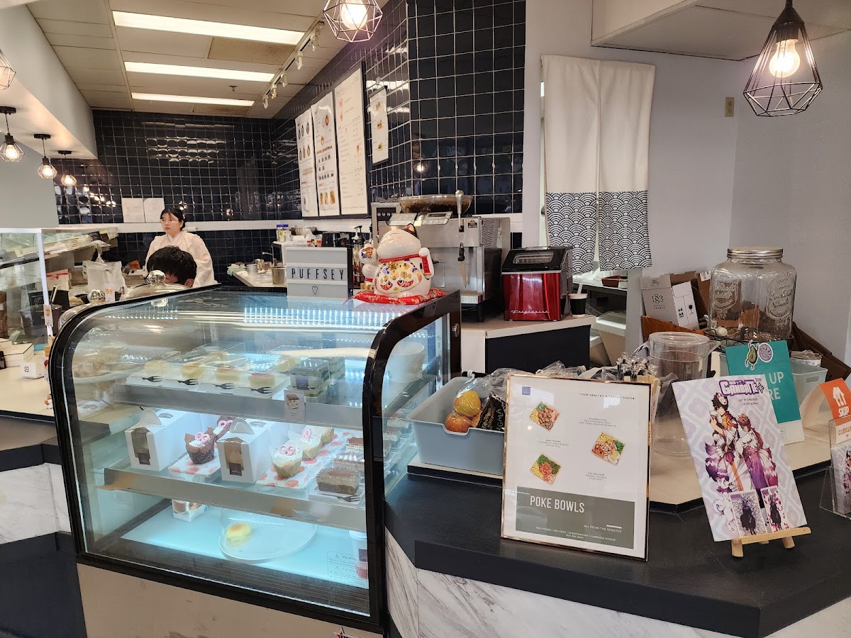 Puffsey Cafe Photo 3
