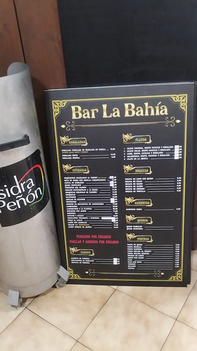 Bar La Bahía Photo Menu 1